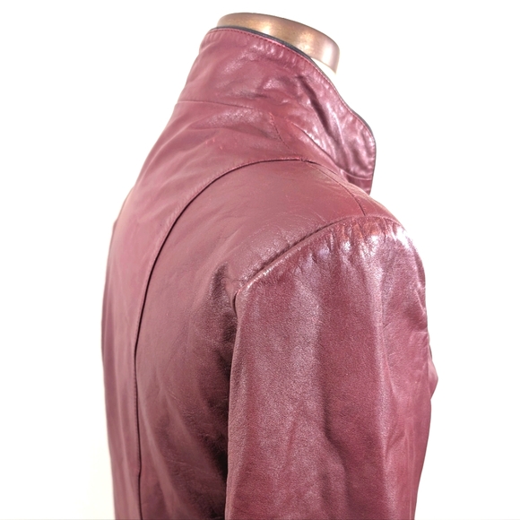 Vintage burgundy leather zip up jacket W straps at waist & cuffs. Medium - Picture 5 of 16